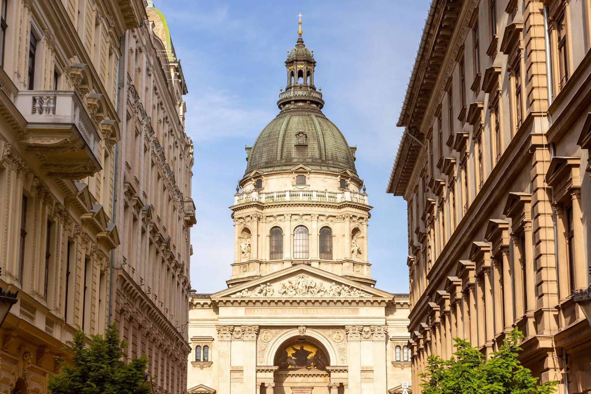 Verno House Budapest, Vignette Collection By Ihg Bagian luar foto The University of Szeged