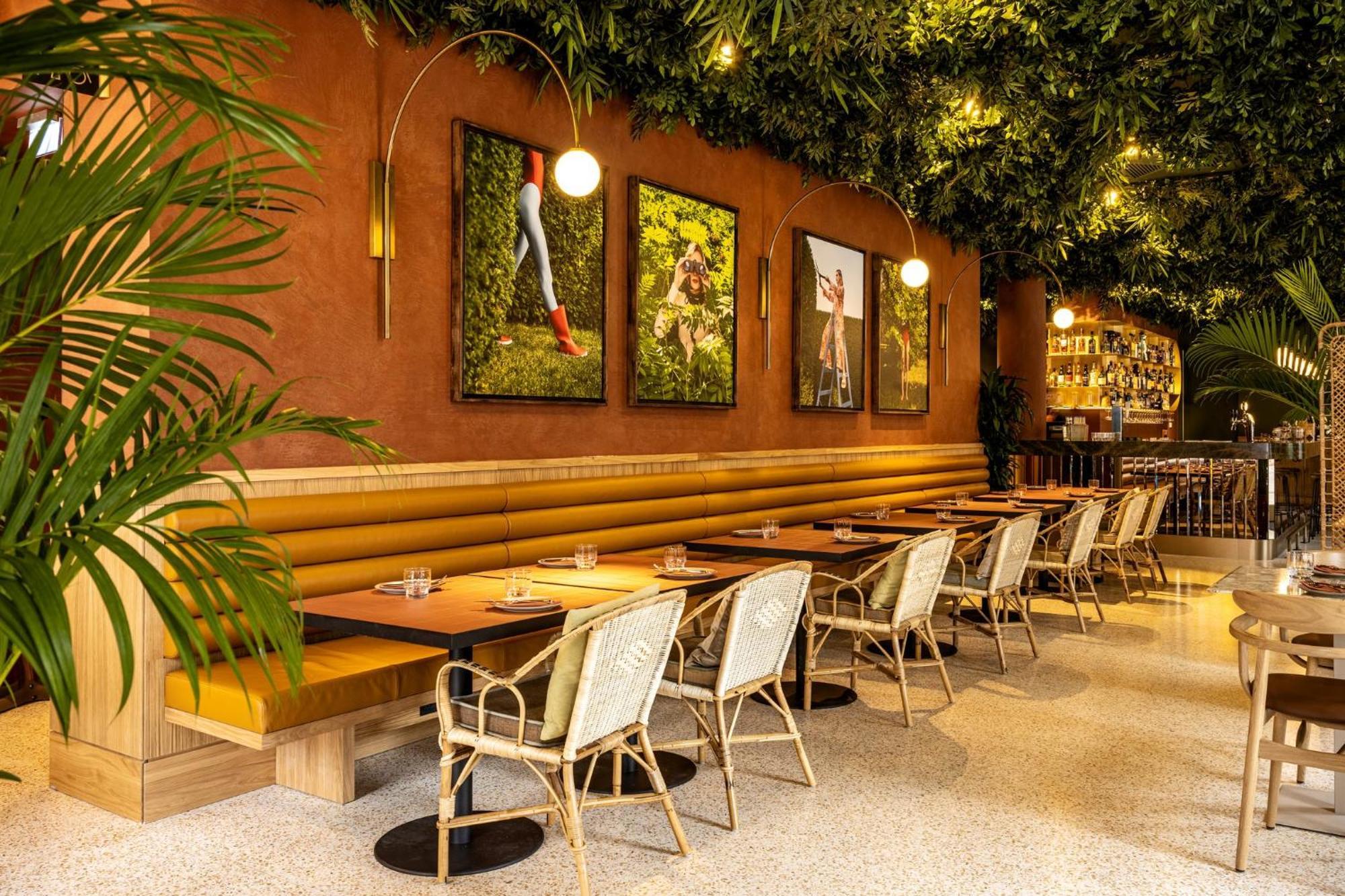 Verno House Budapest, Vignette Collection By Ihg Bagian luar foto Restaurant interior