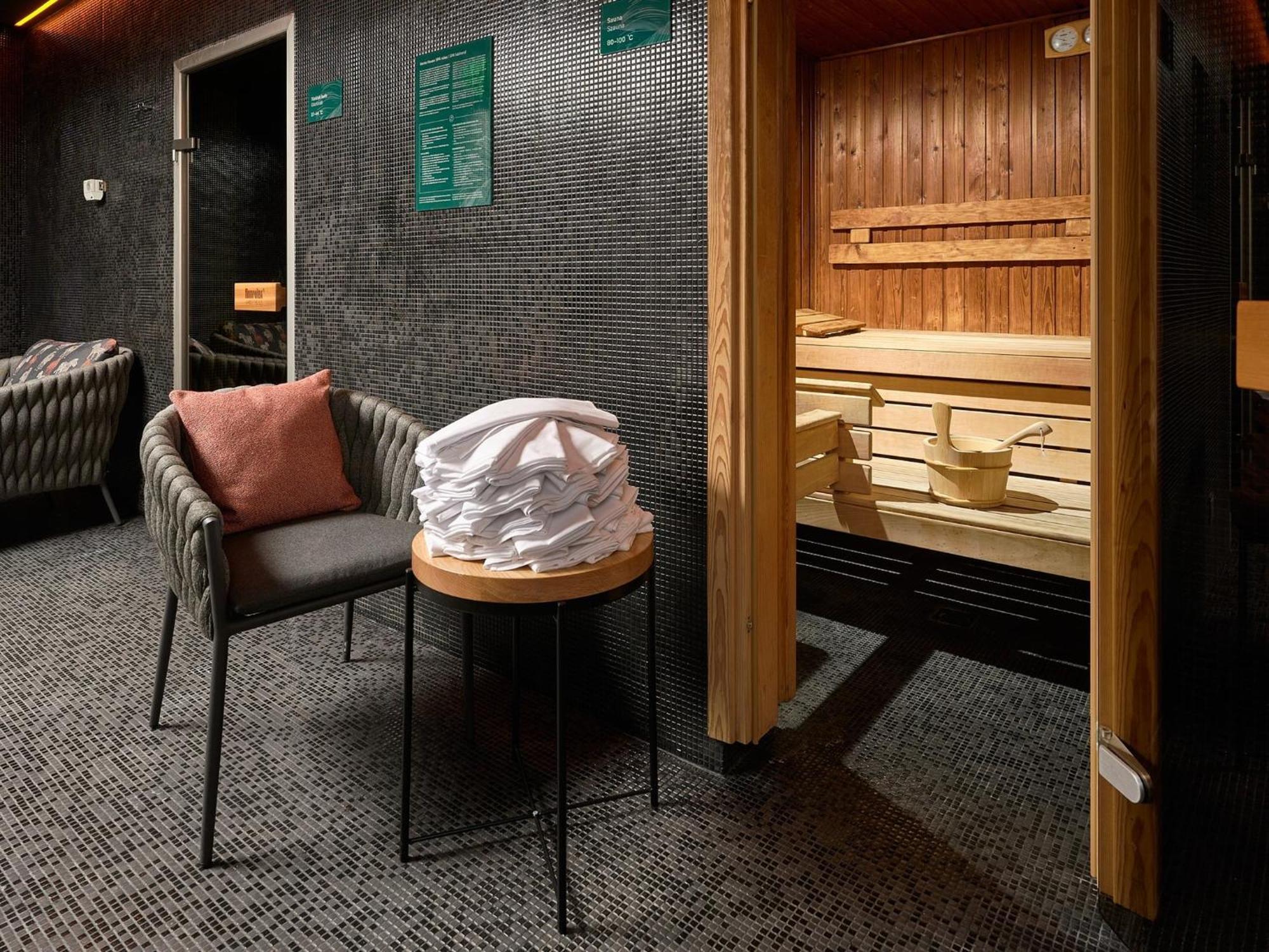 Verno House Budapest, Vignette Collection By Ihg Bagian luar foto The sauna at the KPH spa